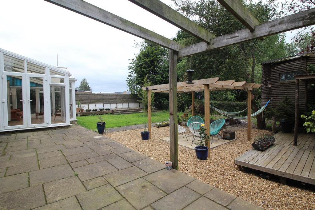 Garden 1 .JPG