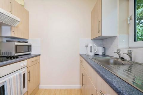 1 bedroom flat for sale, Mersham Gardens, Southampton SO18