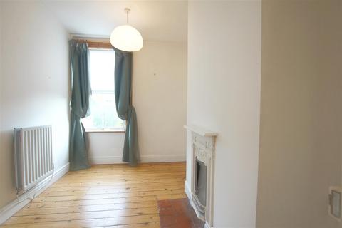 30 Albert Street, Warwick, CV34 4JX