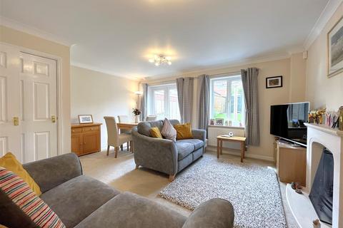 3 bedroom house for sale, Torres Close, Chase Meadow, Warwick