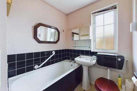 187 Barnwood Road, Gloucester, GL4 3HH