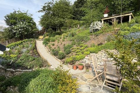 14 Castle Mount Crescent, Bakewell, DE45 1AT