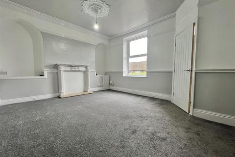 1 bedroom end of terrace house for sale, Chapel Lane, Bradford BD13