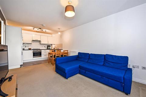 1 bedroom flat for sale, Hampton Road, Andover