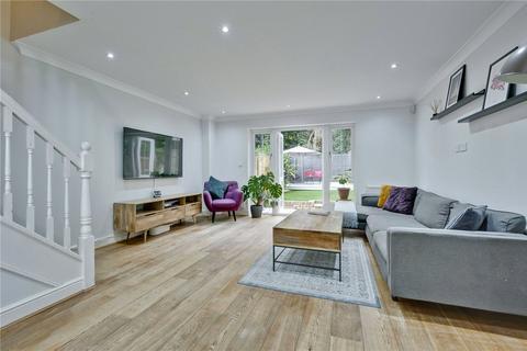 42 Brooklands Lane, Weybridge, KT13 8UX