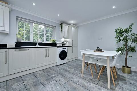 42 Brooklands Lane, Weybridge, KT13 8UX