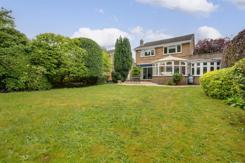 2 Merlewood Close, HP11 1 QQ-6.jpg