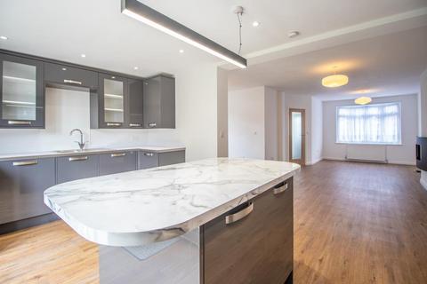 331 Ashingdon Road, Rochford, SS4 1TS