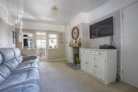 4 bedroom semi-detached house for sale, Sandhurst Lane, Bexhill-On-Sea
