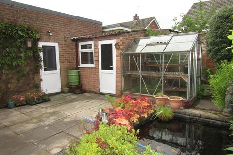 2 bedroom bungalow for sale, Manor Drive, Boroughbridge, York