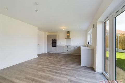 4 bedroom detached house for sale, Llys Y Coed, Rhosrobin, Wrexham