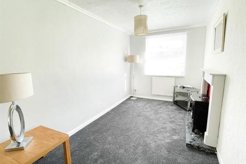 1 bedroom apartment to rent, Carr Road, Deepcar