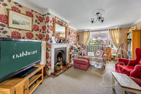 34 Sarcel, Stisted, Braintree, CM77 8AU