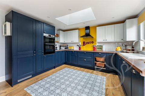 34 Sarcel, Stisted, Braintree, CM77 8AU