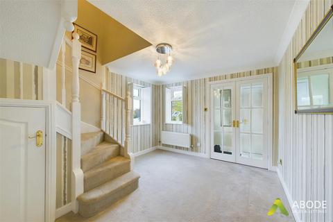 16 Partridge Drive, Uttoxeter, ST14 8TY