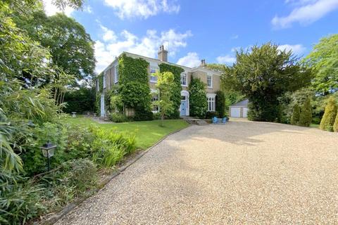 5 bedroom detached house for sale, Chapel Lane, Barnoldby Le Beck