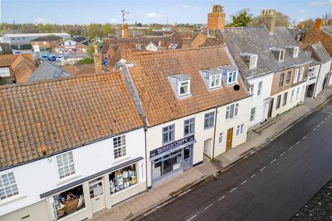 3 bedroom detached house to rent, High Street, Boston