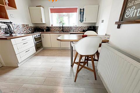 6 Draycot, Nettleton, Market Rasen, LN7 6AD