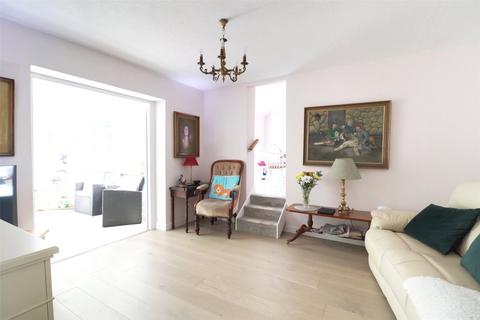 25 Saltmer Close, Ilfracombe, EX34 8LY