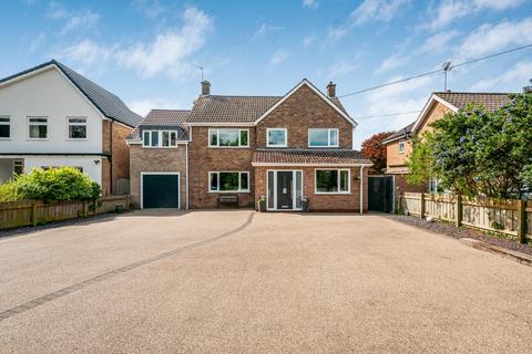 4 bedroom house for sale, Church Road, Beverley, HU17 7EN