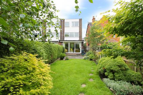 33 Park Road, Wallington, SM6 8AA