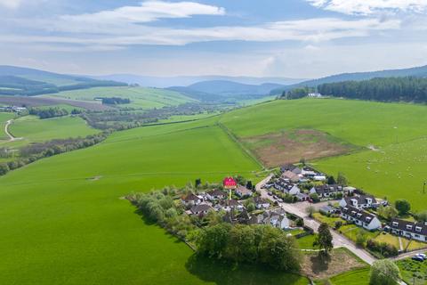 6 Lower Castleton, Glenlivet, Ballindalloch, AB37 9DE