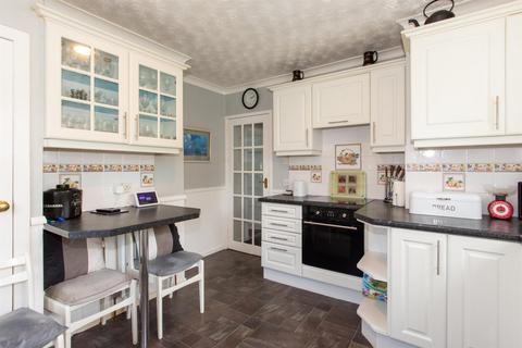 6 Lower Castleton, Glenlivet, Ballindalloch, AB37 9DE