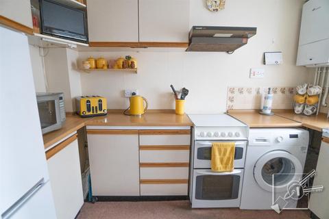 58 Thistledown, Gravesend, DA12 5EU