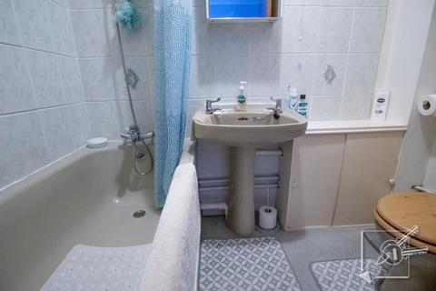 58 Thistledown, Gravesend, DA12 5EU