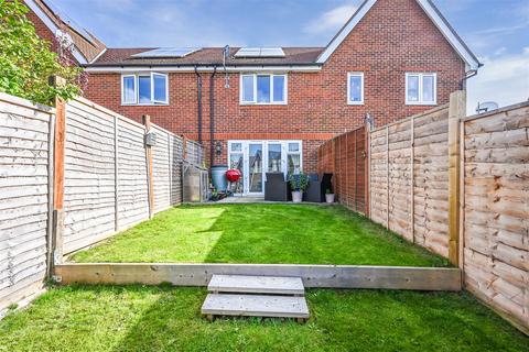 2 bedroom terraced house for sale, Beckless Avenue, Clanfield
