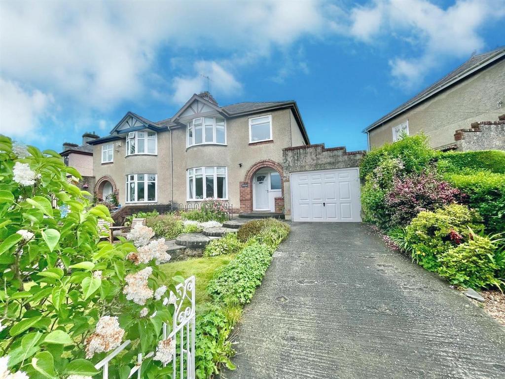 Llanddoged Road, Llanrwst 3 bed semidetached house for sale £345,000