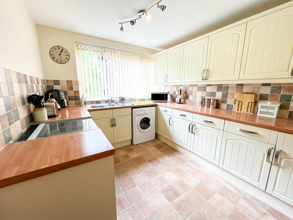 Kitchen/ Breakfast room