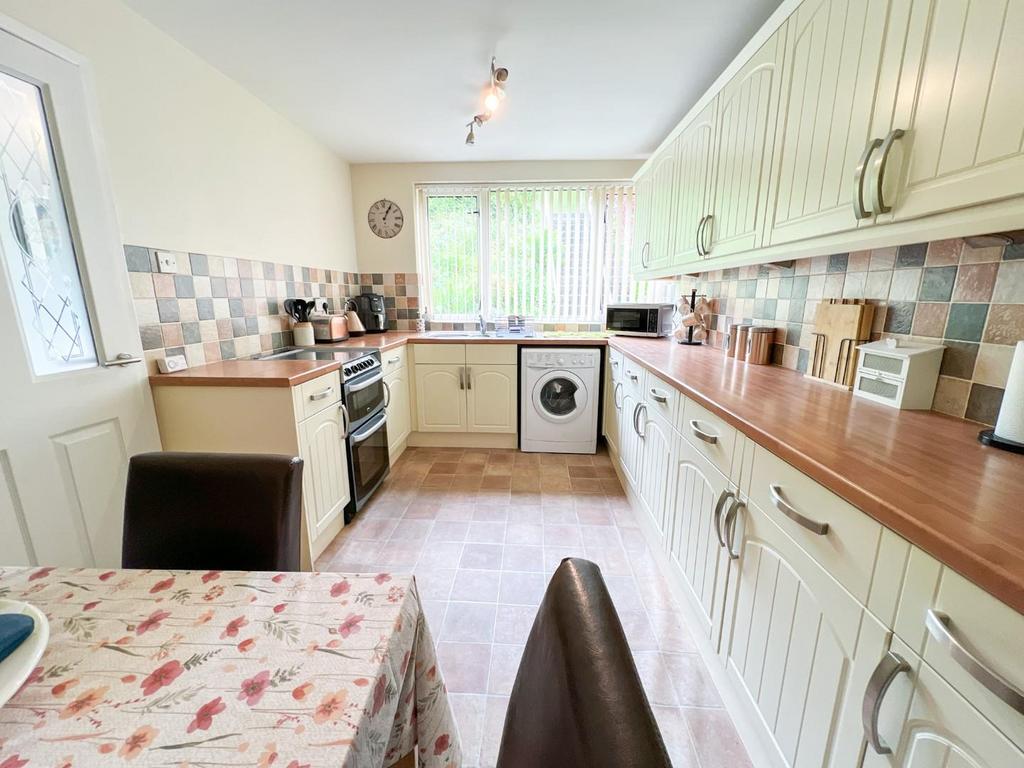 Kitchen/ Breakfast room