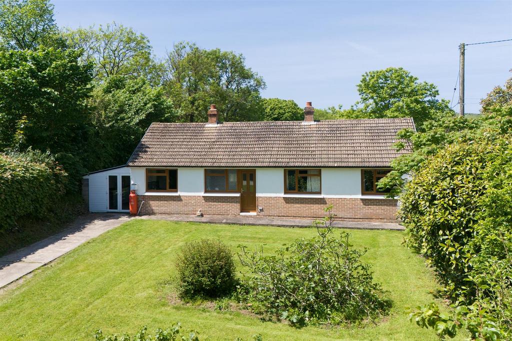 Llwyndafydd, Llandysul 4 bed property with land for sale £570,000