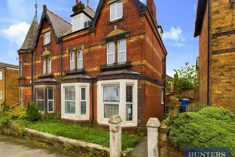 2 bedroom apartment for sale, Highfield, Scarborough