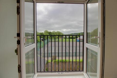 Flat 8, 1 Bloomfield Terrace, Gloucester, GL1 5QR