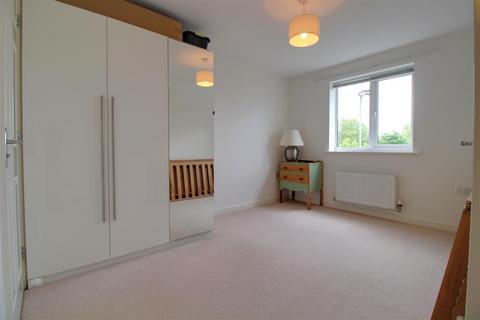 Flat 8, 1 Bloomfield Terrace, Gloucester, GL1 5QR