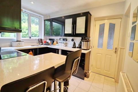 4 bedroom detached house for sale, Westgate Drive, Manchester M27