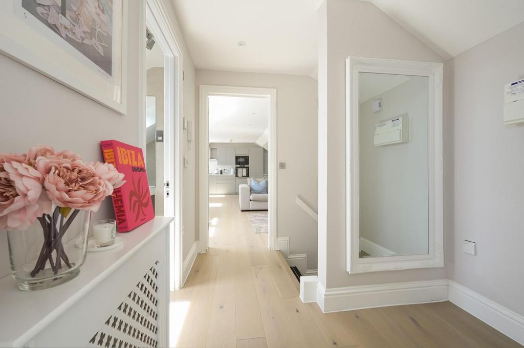 ANNABEL COURT FLAT 5 (7).jpg