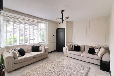 3 bedroom semi-detached house for sale, Newearth Road, Manchester M28