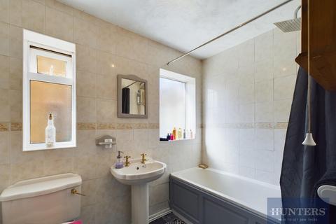 16 Alma Close, Cheltenham, GL51 3NA