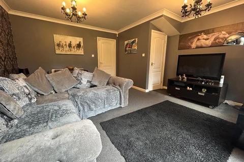 3 bedroom semi-detached house for sale, Millers Croft, Batley