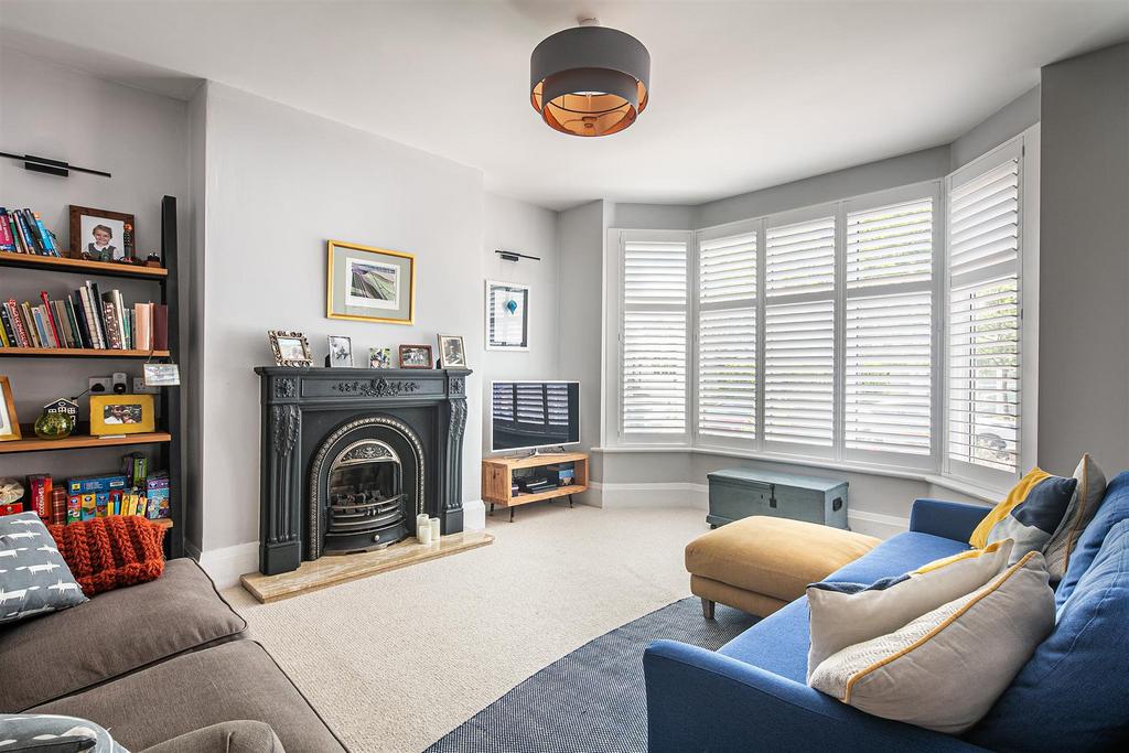 28 Abbeydale Park Rise, Dore, S17 3PD 4 bed semidetached house for