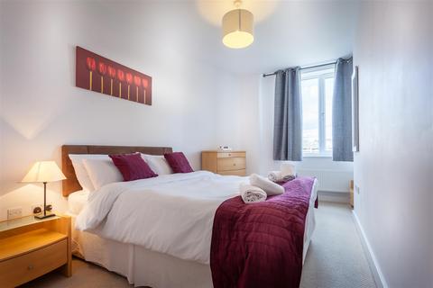 1 bedroom apartment to rent, Sutton Court Road, Sutton SM1