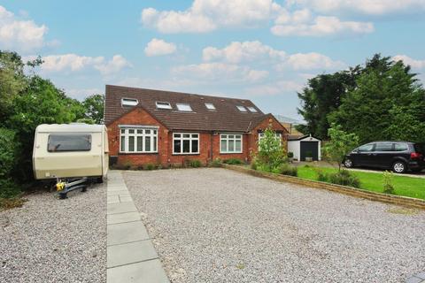 5 bedroom semi-detached bungalow for sale, Cotswold Close, Staines-Upon-Thames TW18