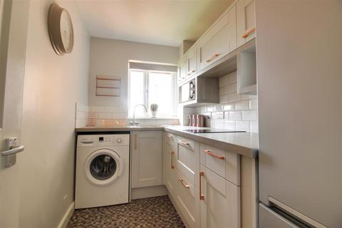 1 bedroom retirement property for sale, Rosedale Way, Cheshunt