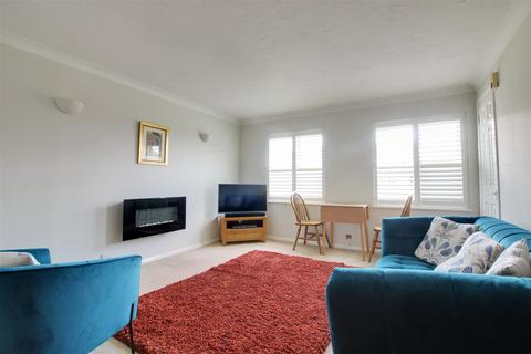 1 bedroom retirement property for sale, Rosedale Way, Cheshunt