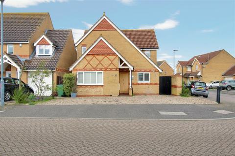 4 bedroom detached house for sale, Shambrook Road, Cheshunt