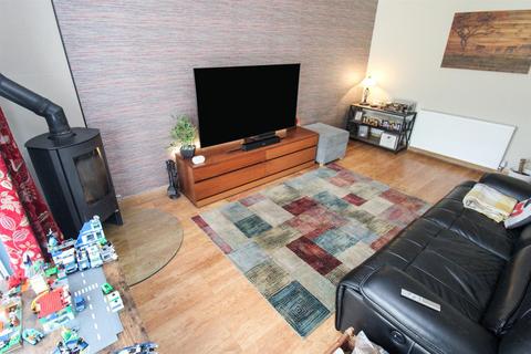 4 Boon Walk, Corby, NN17 1BE