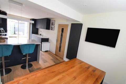 4 Boon Walk, Corby, NN17 1BE